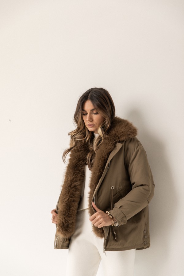 B109 Kurtka z Futrem Khaki