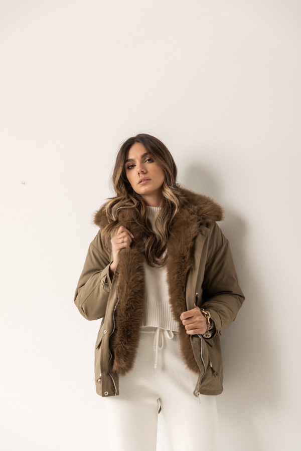 B109 Kurtka z Futrem Khaki