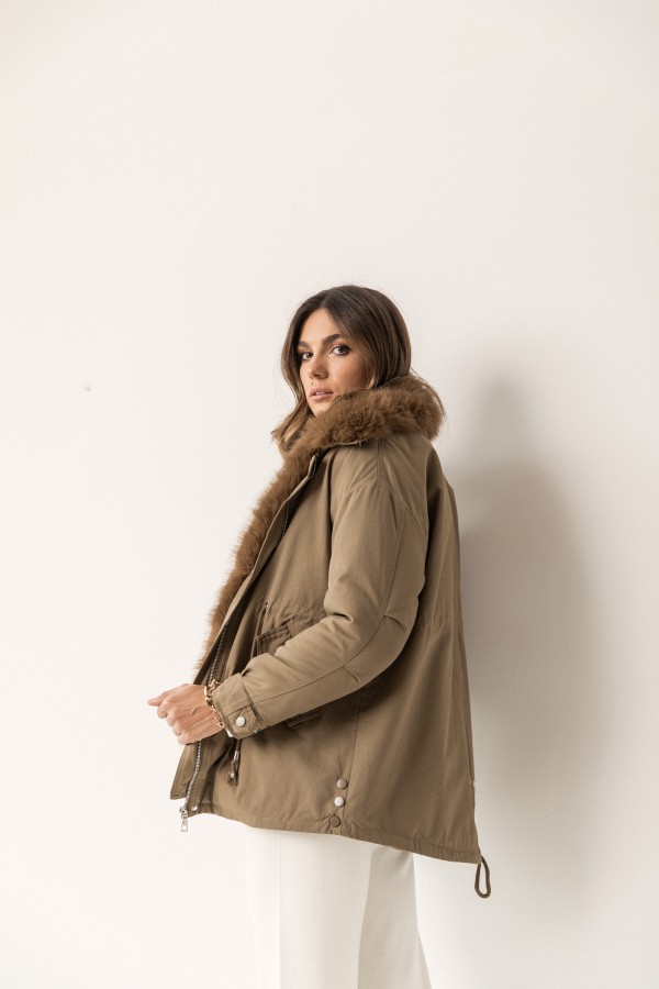 B109 Kurtka z Futrem Khaki