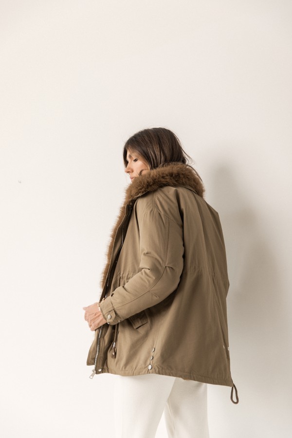 B109 Kurtka z Futrem Khaki