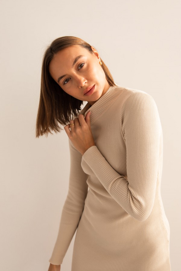 Janet Sukienka Dzianinowa Cream