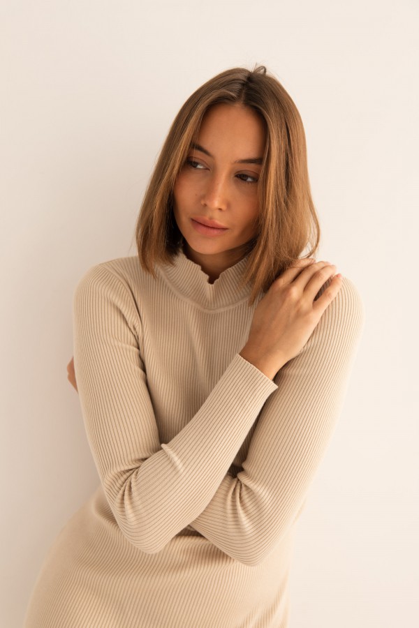 Janet Sukienka Dzianinowa Cream