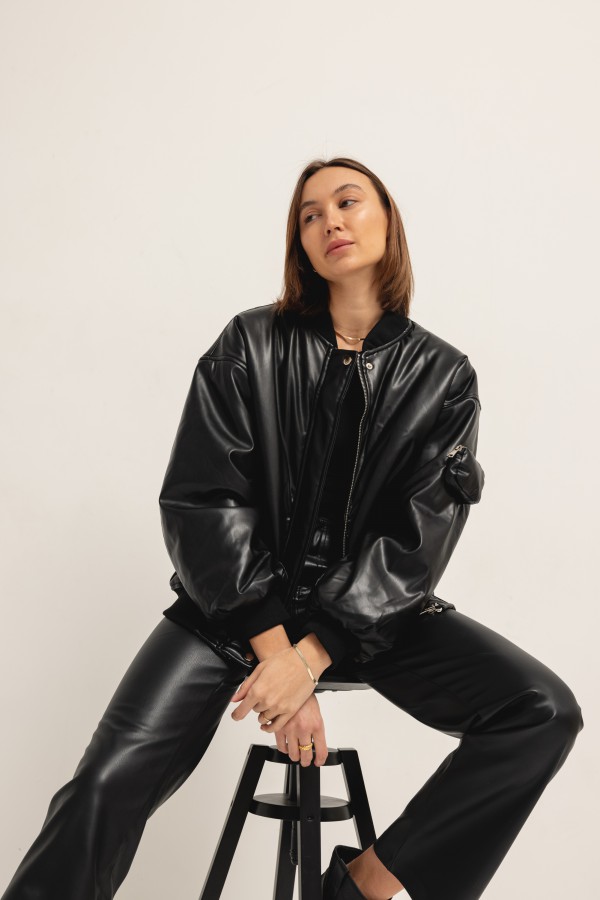 8118 Kurtka Bomber Eko Skóra