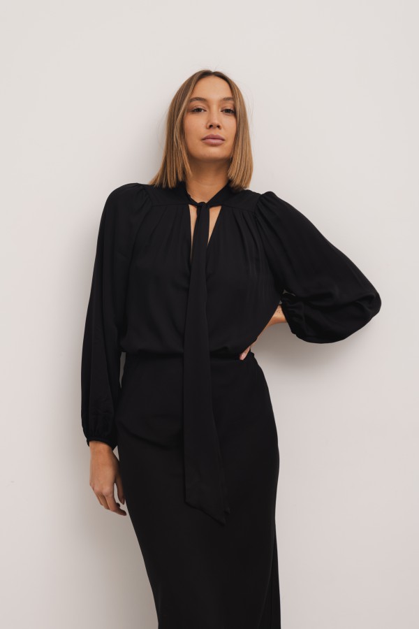 Clara Bluzka Z Wiązaniem Czarna